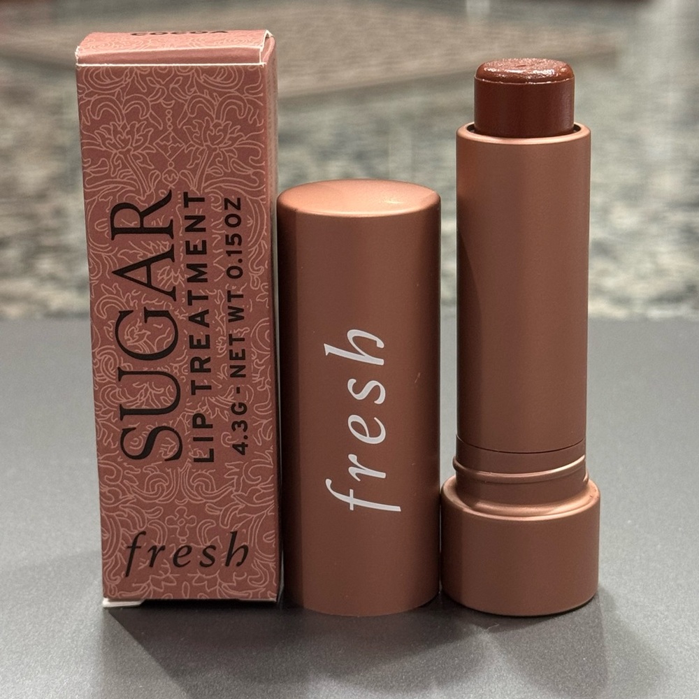Fresh Sugar Lip Treatment in Shade Cocoa